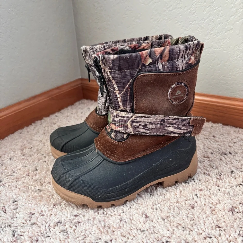 Ozark Trail boys Winter snow and rain weather boots camouflage boys 11